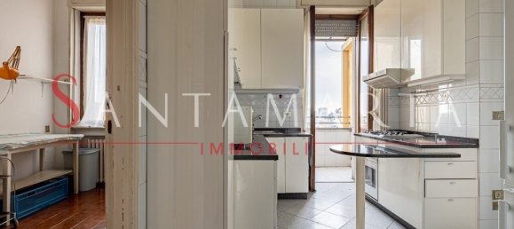 2 bedrooms Apartment in Milan, Italy No. 243503 9