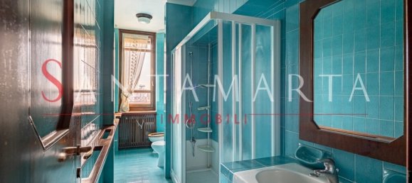 2 bedrooms Apartment in Milan, Italy No. 243503 11