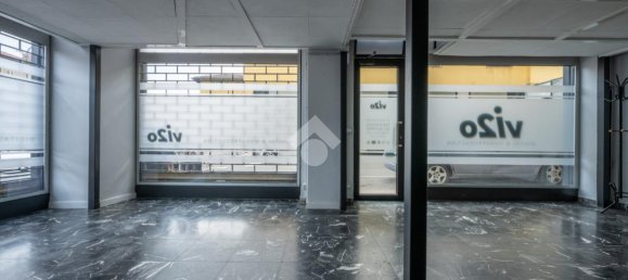 2-salle Appartement à Verzuolo, Italy No. 32734 2