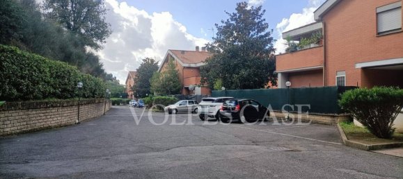 3 rooms Apartment in Rome, Italy No. 106838 17