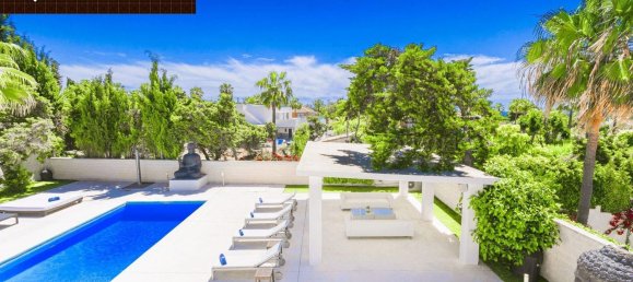 4 bedrooms Villa in Marbella, Spain No. 118132 22