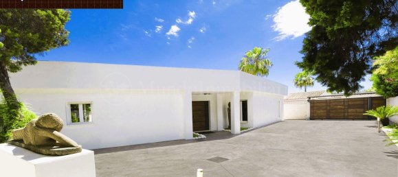 4 bedrooms Villa in Marbella, Spain No. 118132 27