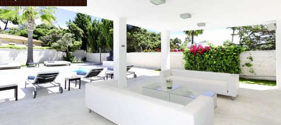 4 bedrooms Villa in Marbella, Spain No. 118132 4