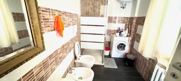 3 غرف نوم شقة في Melegnano, Italy رقم 364999 9