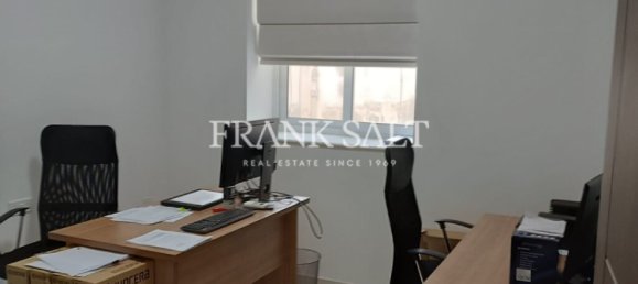 Escritório em Attard, Malta N.º 13169 2