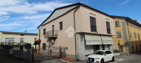 Квартира с 3 комнатами в Бриоско, Италия № 231685 13