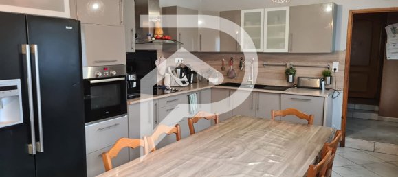 6 غرف نوم منزل في Mont-Saint-Martin, France رقم 71315 3