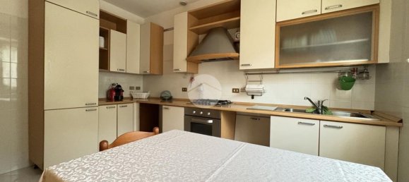 4 bedrooms Apartment in Rimini, Italy No. 376830 5