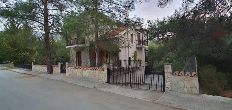 3 bedrooms Commercial property in Moniatis, Cyprus No. 68427