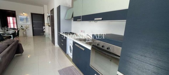 2 bedrooms Penthouse in Sliema, Malta No. 4630 6