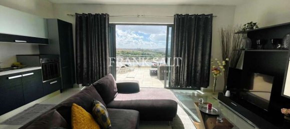 2 bedrooms Penthouse in Sliema, Malta No. 4630 5