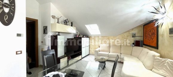 3 bedrooms Apartment in Cislago, Italy No. 331000 4