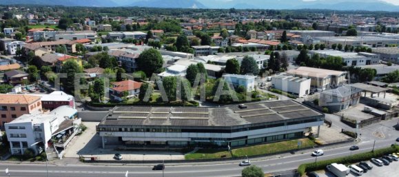 5 rooms Warehouse in Como, Italy No. 381227 6