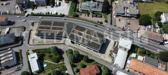 5 rooms Warehouse in Como, Italy No. 381227 7