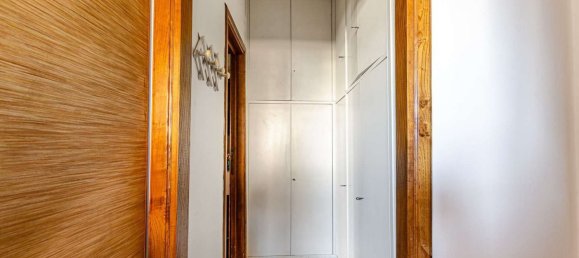 6 rooms Apartment in Poggibonsi, Italy No. 122832 19