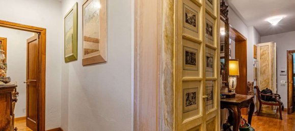 6 rooms Apartment in Poggibonsi, Italy No. 122832 17