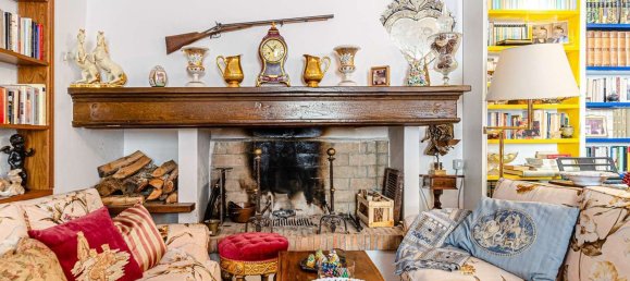 6 rooms Apartment in Poggibonsi, Italy No. 122832 10