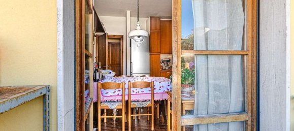 6 rooms Apartment in Poggibonsi, Italy No. 122832 8