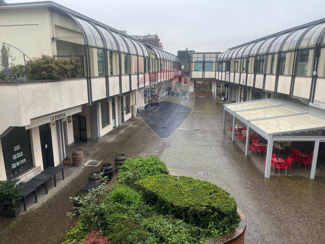 1-Zimmer Gewerbliche Immobilie in San Donato Milanese, Italy, Nr. 56999