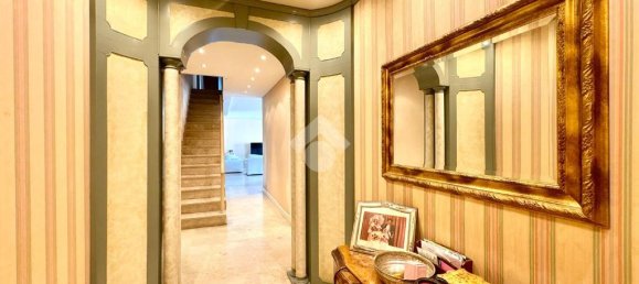 Ático de 3 dormitorios en Rome, Italy No. 310098 3