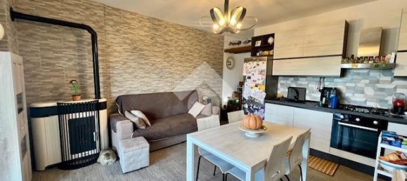 3-salle Maison à Montefiascone, Italy No. 5970 14