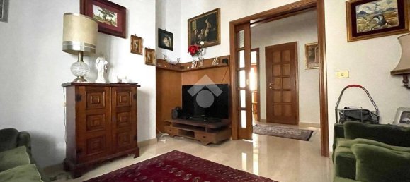 Apartamento de 3 dormitorios en Rome, Italy No. 24305 17