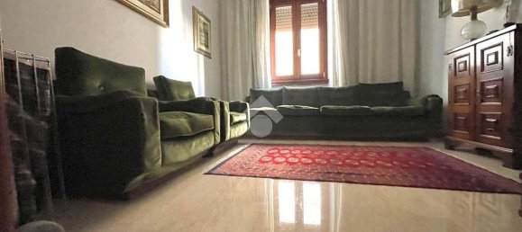 Apartamento de 3 dormitorios en Rome, Italy No. 24305 11