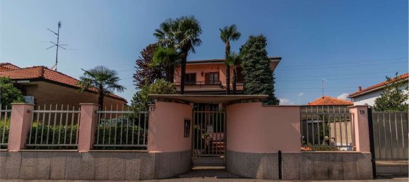 4غرفة فيلا في Magenta, Italy رقم 124124 39