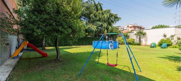 4غرفة فيلا في Magenta, Italy رقم 124124 16