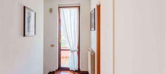 4غرفة فيلا في Magenta, Italy رقم 124124 28