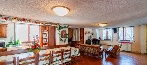 4غرفة فيلا في Magenta, Italy رقم 124124 32