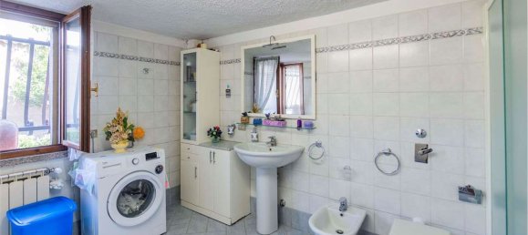 4غرفة فيلا في Magenta, Italy رقم 124124 34