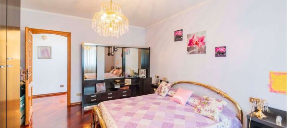 4غرفة فيلا في Magenta, Italy رقم 124124 21