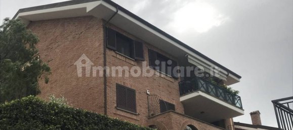 2 bedrooms Penthouse in Rome, Italy No. 28657 8