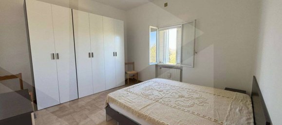 Склад с 4 комнатами в Монополи, Италия № 20963 18