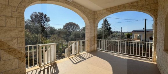 Склад с 4 комнатами в Монополи, Италия № 20963 4