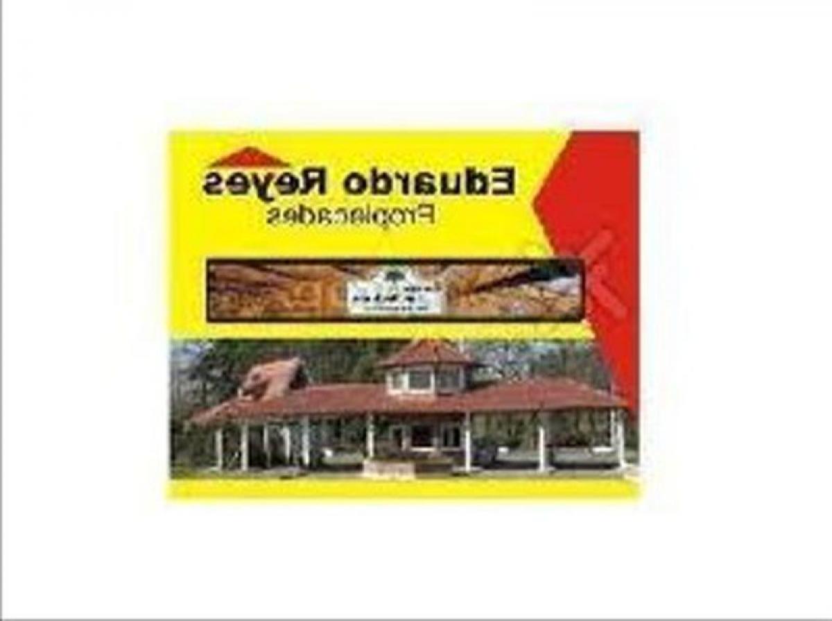 Terrain à Presidente Peron, Argentina No. 120776