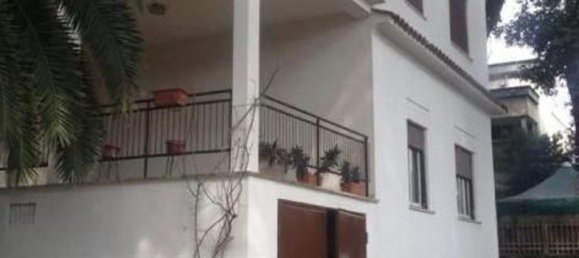 5 غرف نوم فيلا في Anzio, Italy رقم 320928 2