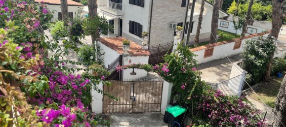 5 غرف نوم فيلا في Anzio, Italy رقم 320928 36