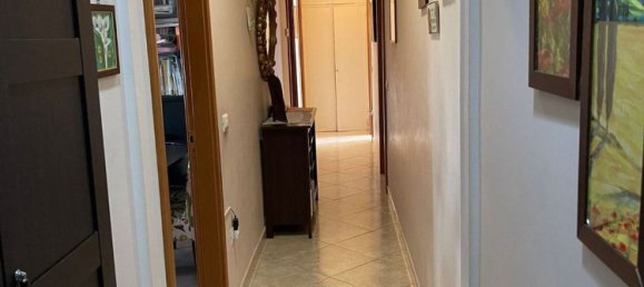 3 bedrooms Apartment in Naples, Italy No. 327740 2