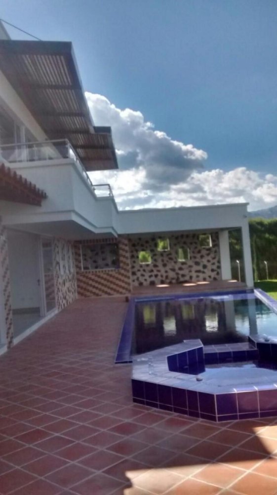4 bedrooms House in Antioquia, Colombia No. 4224