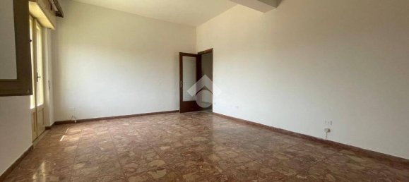 3 bedrooms Apartment in Reggio Calabria, Italy No. 268116 2
