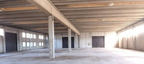 2000m² Warehouse in Barbarano Mossano, Italy No. 376326 9