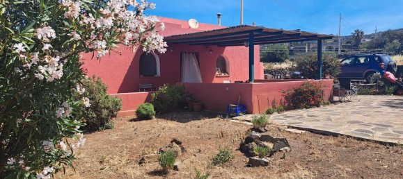 Casa de 5 habitaciónes en Pantelleria, Italy No. 82646 3