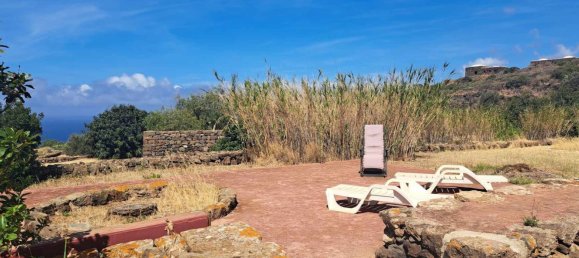 Casa de 5 habitaciónes en Pantelleria, Italy No. 82646 5