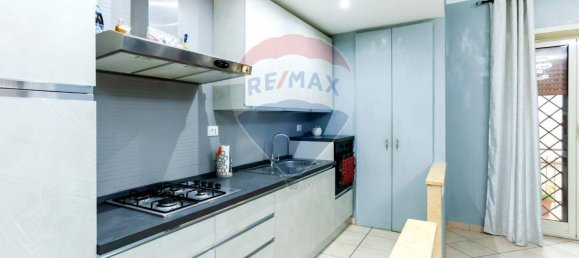 2 bedrooms Apartment in Rome, Italy No. 52937 7