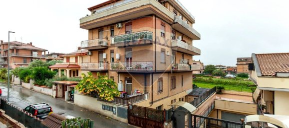 2 bedrooms Apartment in Rome, Italy No. 52937 32