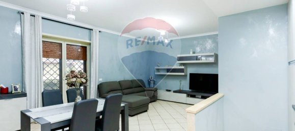 2 bedrooms Apartment in Rome, Italy No. 52937 6