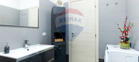 2 bedrooms Apartment in Rome, Italy No. 52937 22