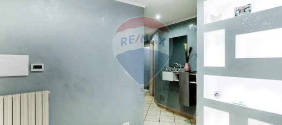 2 bedrooms Apartment in Rome, Italy No. 52937 10